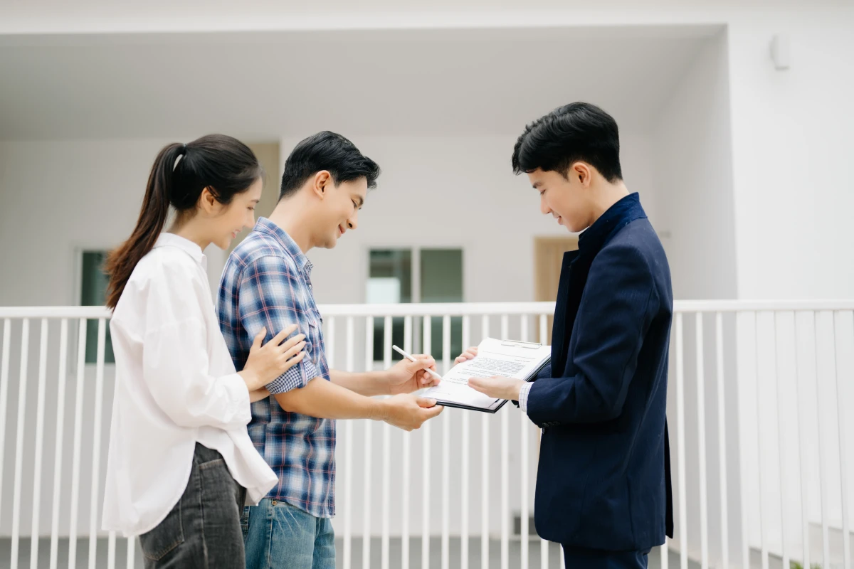 La réglementation des transactions immobilières entre particuliers : un guide complet